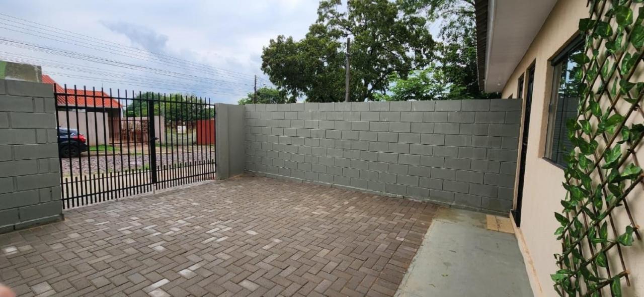 300M-Da Av Das Cataratas- Ar Condicionado - Estacionamento Privado 伊瓜苏 外观 照片