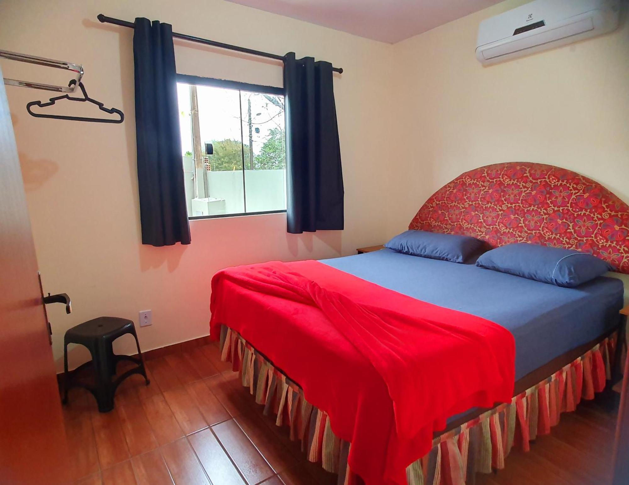 300M-Da Av Das Cataratas- Ar Condicionado - Estacionamento Privado 伊瓜苏 外观 照片